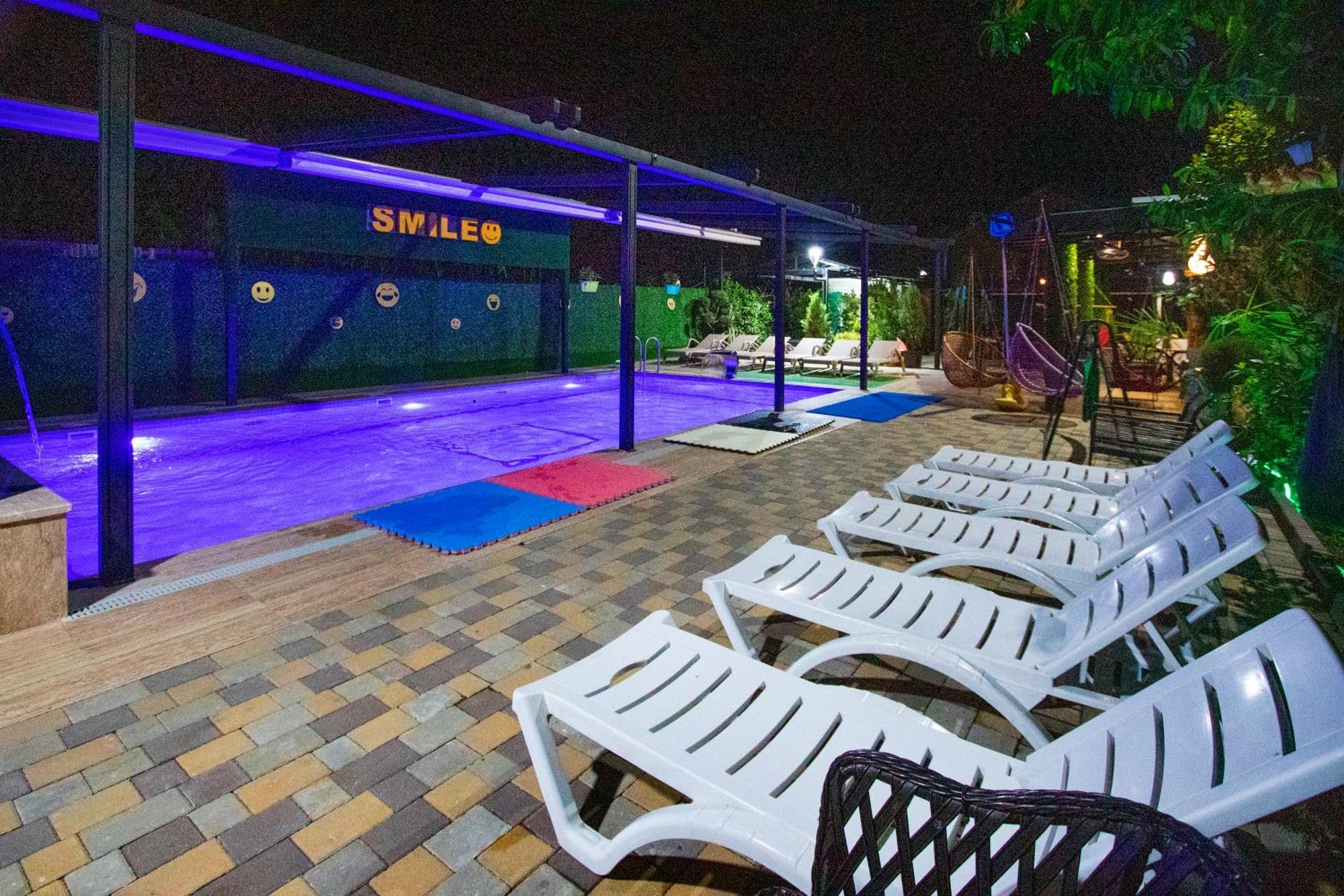Hotel Smile Kobuleti Exterior photo